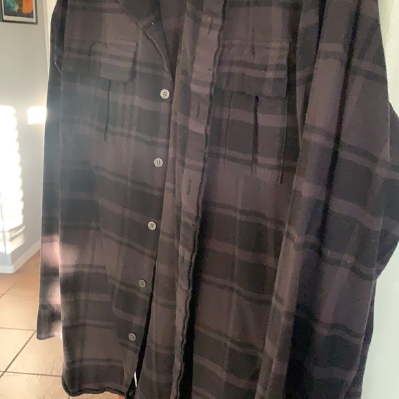 DKNY flannel - Picture 4 of 5